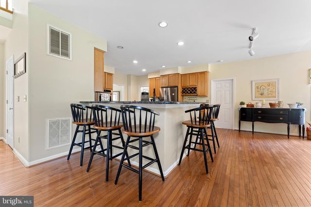 120 LONGWOOD DR, Stafford, VA 22556