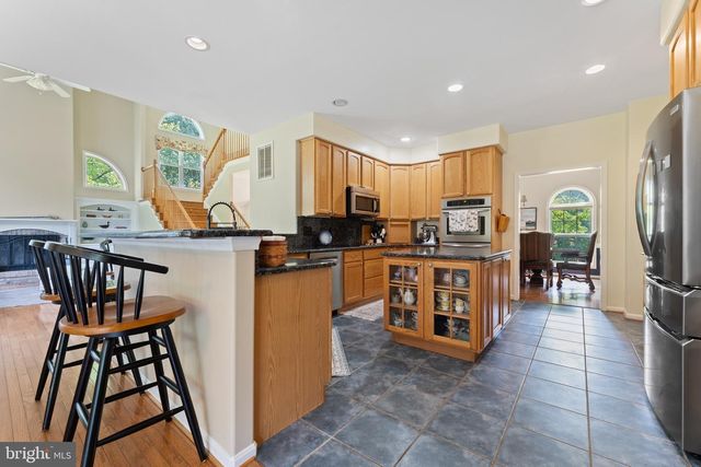 120 LONGWOOD DR, Stafford, VA 22556