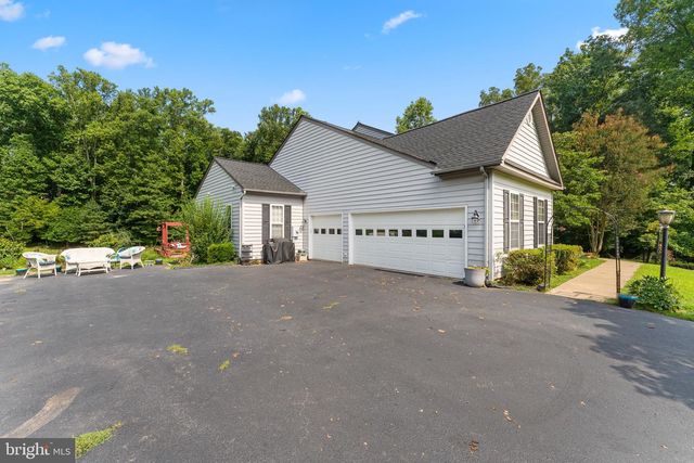 120 LONGWOOD DR, Stafford, VA 22556