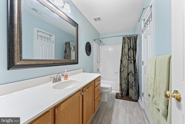120 LONGWOOD DR, Stafford, VA 22556