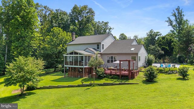 120 LONGWOOD DR, Stafford, VA 22556