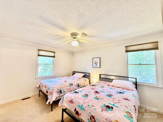 2178 Duck Cove Road, Camden, SC 29020