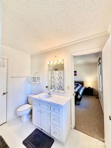 2178 Duck Cove Road, Camden, SC 29020