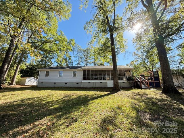2178 Duck Cove Road, Camden, SC 29020