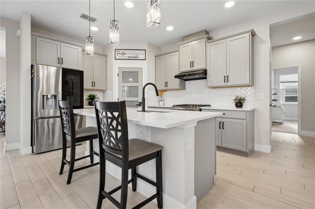 900 POINTE EMERSON BOULEVARD, Apopka, FL 32703