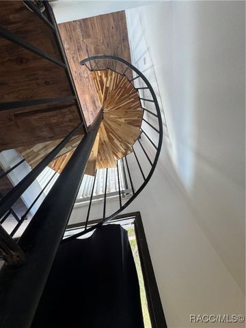 2649 N Seabreeze Point S, Crystal River, FL 34429