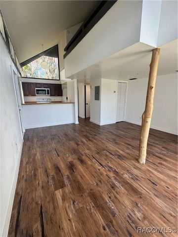 2649 N Seabreeze Point S, Crystal River, FL 34429