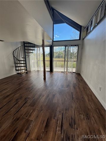 2649 N Seabreeze Point S, Crystal River, FL 34429