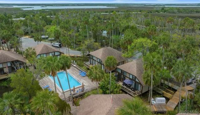 2649 N Seabreeze Point S, Crystal River, FL 34429