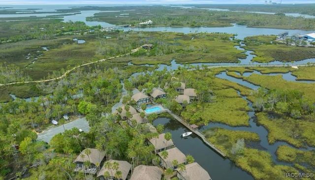 2649 N Seabreeze Point S, Crystal River, FL 34429