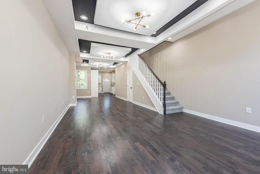 1713 N BOND ST, Baltimore, MD 21213