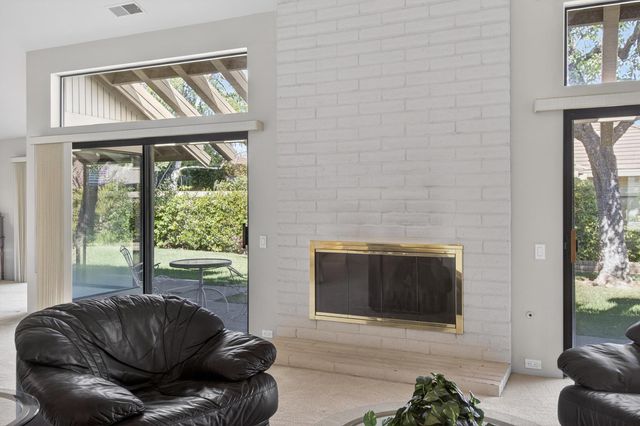 11775 Beaver Bar Ct, Gold River, CA 95670