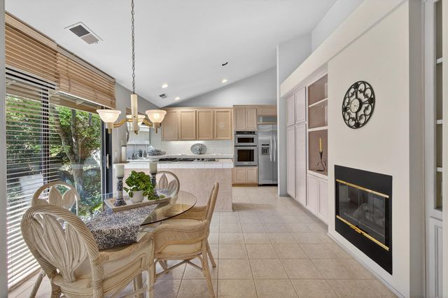 11775 Beaver Bar Ct, Gold River, CA 95670