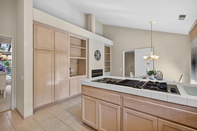 11775 Beaver Bar Ct, Gold River, CA 95670