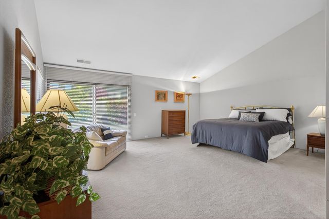 11775 Beaver Bar Ct, Gold River, CA 95670