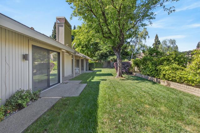 11775 Beaver Bar Ct, Gold River, CA 95670