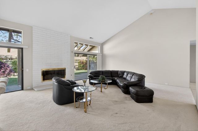 11775 Beaver Bar Ct, Gold River, CA 95670