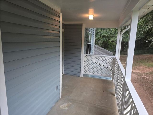 113 Hampshire Court 113, Avondale Estates, GA 30002