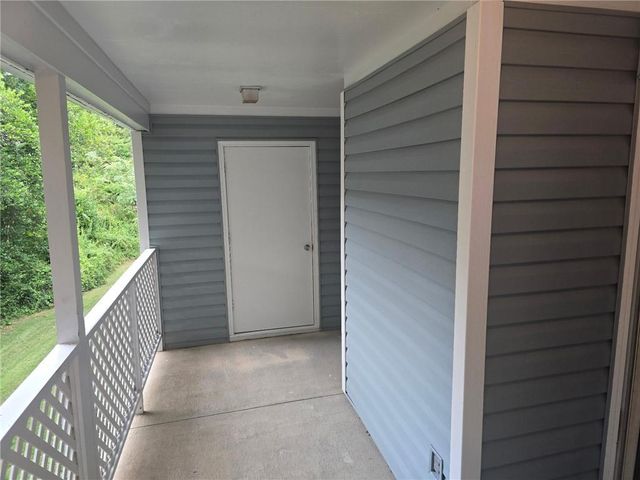 113 Hampshire Court 113, Avondale Estates, GA 30002