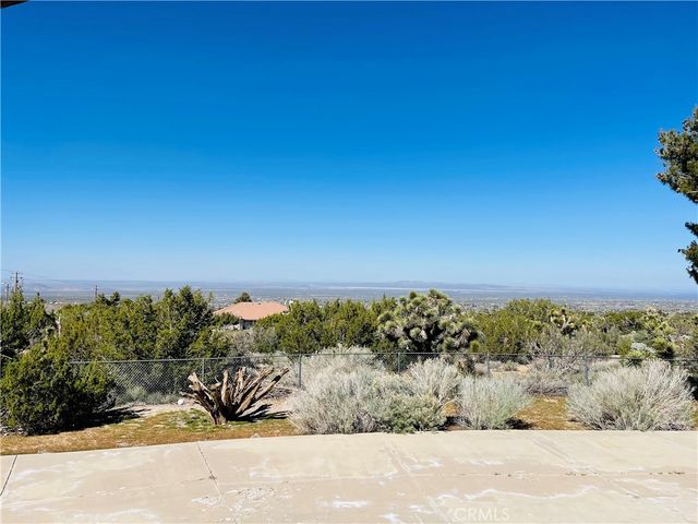 9425 Mountain Road, Pinon Hills, CA 92372