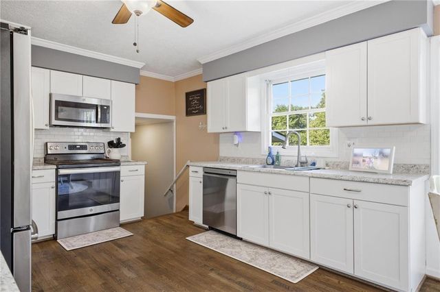 43 Ridgeview Drive, Silver Creek, GA 30173