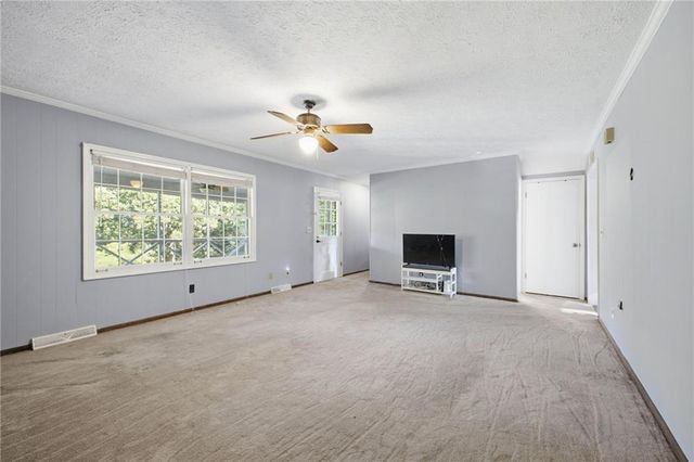 43 Ridgeview Drive, Silver Creek, GA 30173