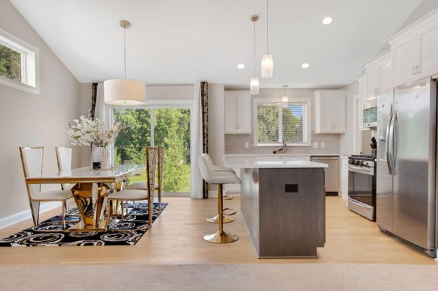 7457 63rd Street S, Cottage Grove, MN 55016