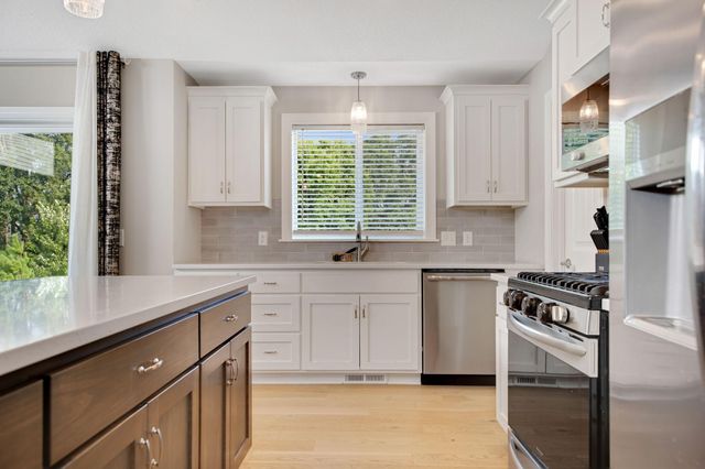 7457 63rd Street S, Cottage Grove, MN 55016