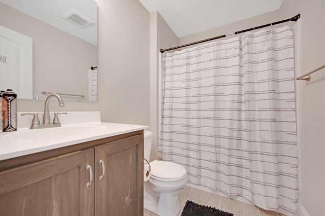 7457 63rd Street S, Cottage Grove, MN 55016