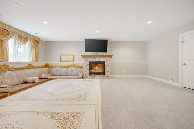 7457 63rd Street S, Cottage Grove, MN 55016