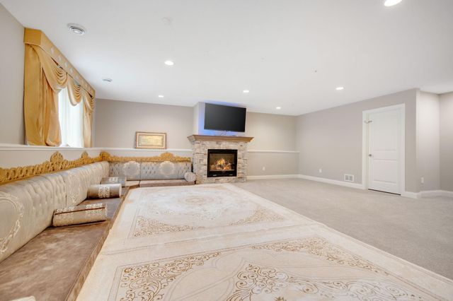 7457 63rd Street S, Cottage Grove, MN 55016