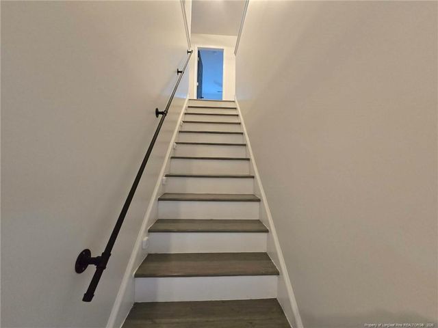 102 Whistling Pines Drive, Raeford, NC 28376