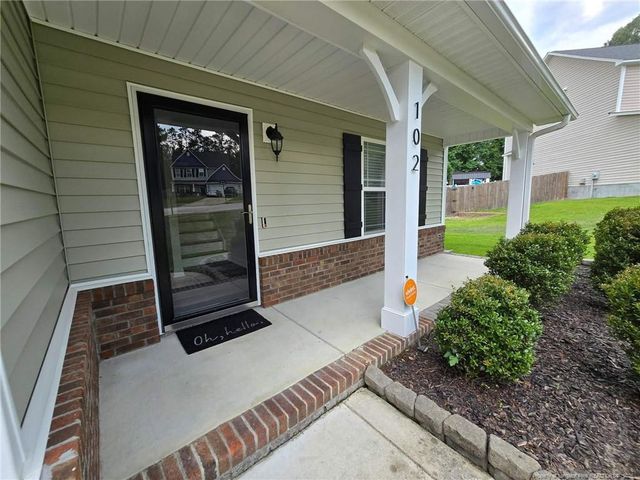 102 Whistling Pines Drive, Raeford, NC 28376