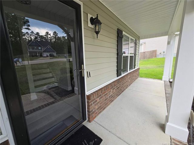 102 Whistling Pines Drive, Raeford, NC 28376