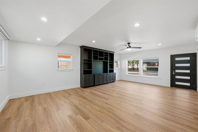 4916 Ridgeview Drive, Waco, TX 76710