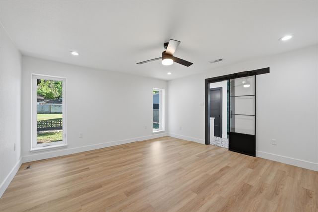 4916 Ridgeview Drive, Waco, TX 76710