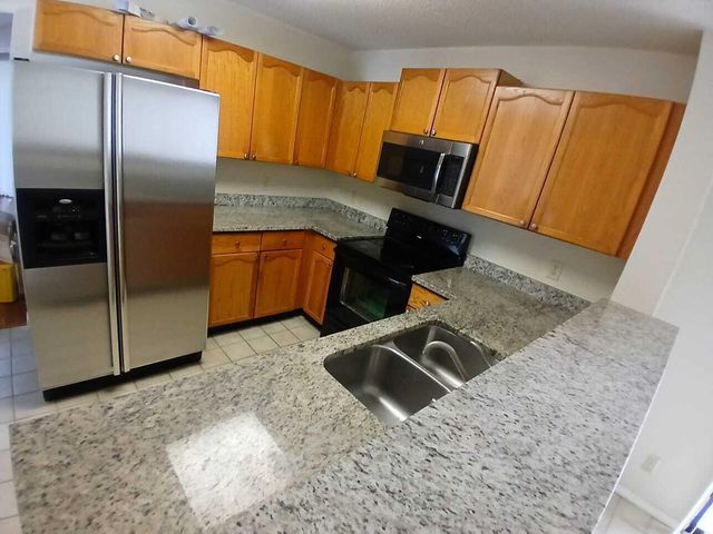 1731 SHORESIDE Circle, Wellington, FL 33414