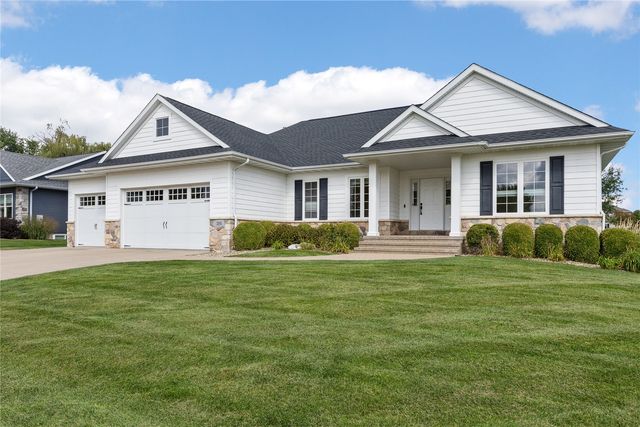 2890 Twinleaf Road, Cedar Rapids, IA 52411