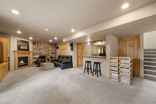 2890 Twinleaf Road, Cedar Rapids, IA 52411