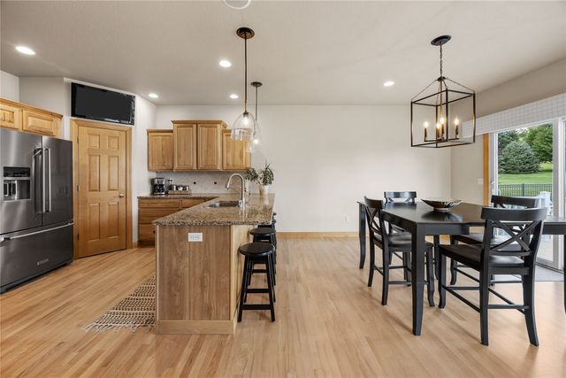 2890 Twinleaf Road, Cedar Rapids, IA 52411