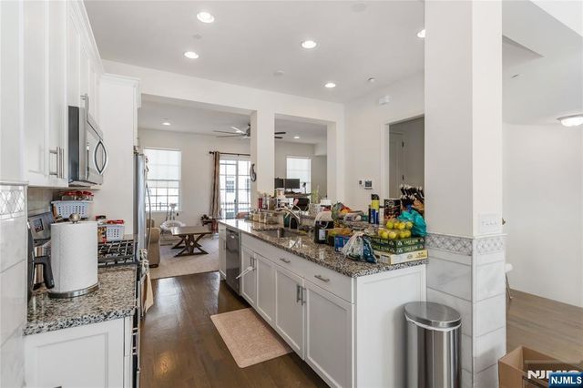 293 Bradley Drive, Wood Ridge, NJ 07075