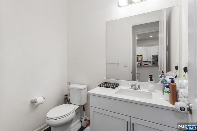 293 Bradley Drive, Wood Ridge, NJ 07075