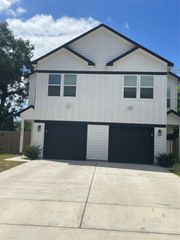 5314 Longmeadow Street B, Houston, TX 77033