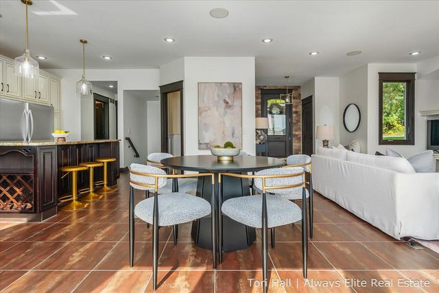 1208 N Eagle Lake Drive, Kalamazoo, MI 49009