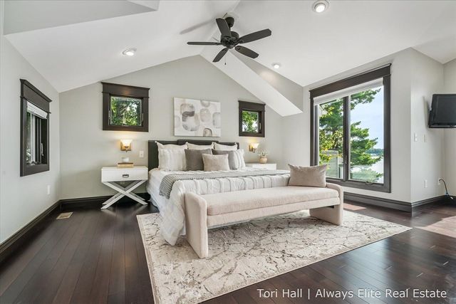 1208 N Eagle Lake Drive, Kalamazoo, MI 49009