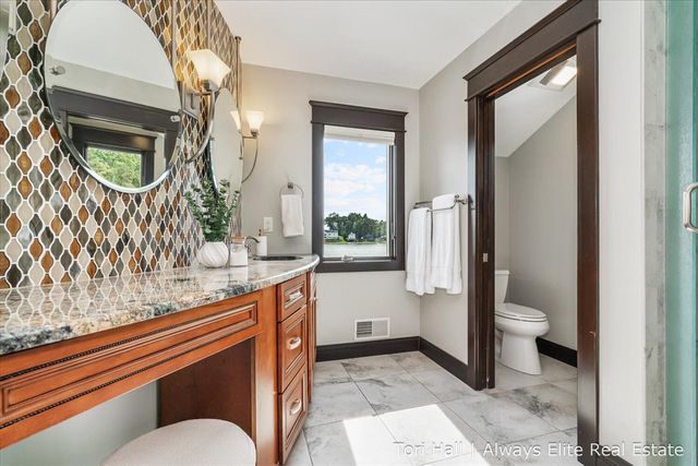 1208 N Eagle Lake Drive, Kalamazoo, MI 49009