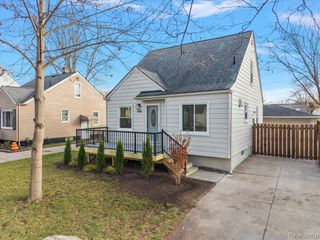 1888 Griffith Avenue, Berkley, MI 48072