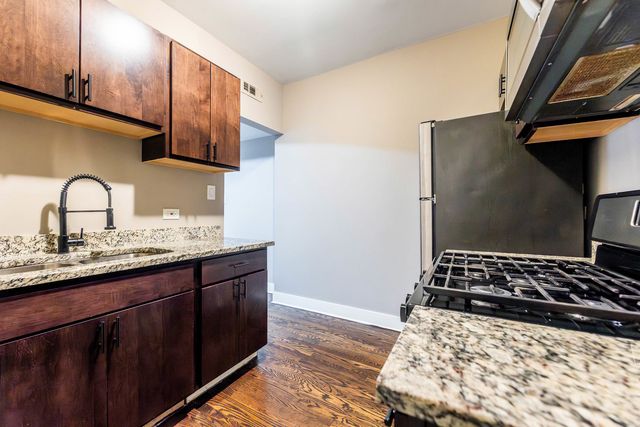 620 E 73rd Street 1, Chicago, IL 60619