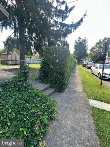 3132 GREEN ST, Harrisburg, PA 17110