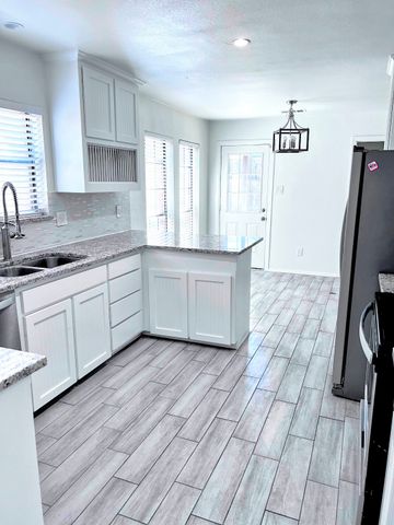 9408 Summerhill Lane, Dallas, TX 75238